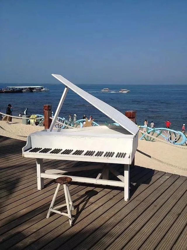 三亚湾和亚龙湾，哪个更好一些？