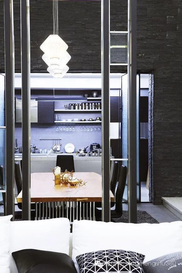 【来自星星的你 带你参观外星人都教授的奢华家居】