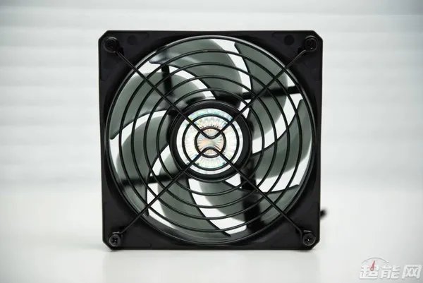 酷冷至尊机箱推荐