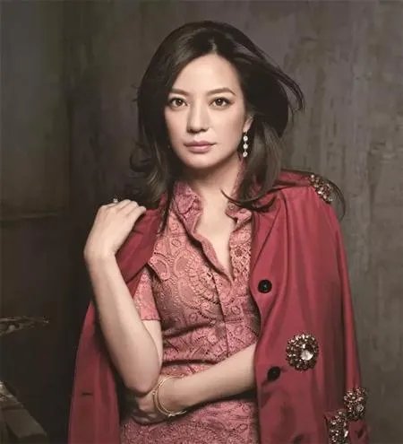 为什么有的人不相信赵薇做的慈善，却相信有关赵薇的流言蜚语？