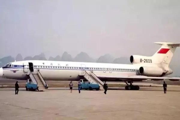 如何评价集“首富”与“首骗”于一身的牟其中？