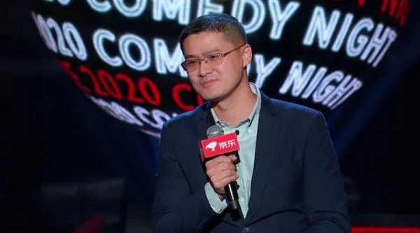 李诞的《脱口秀反跨年》到底反了个什么？反出脱口秀的意义了吗？