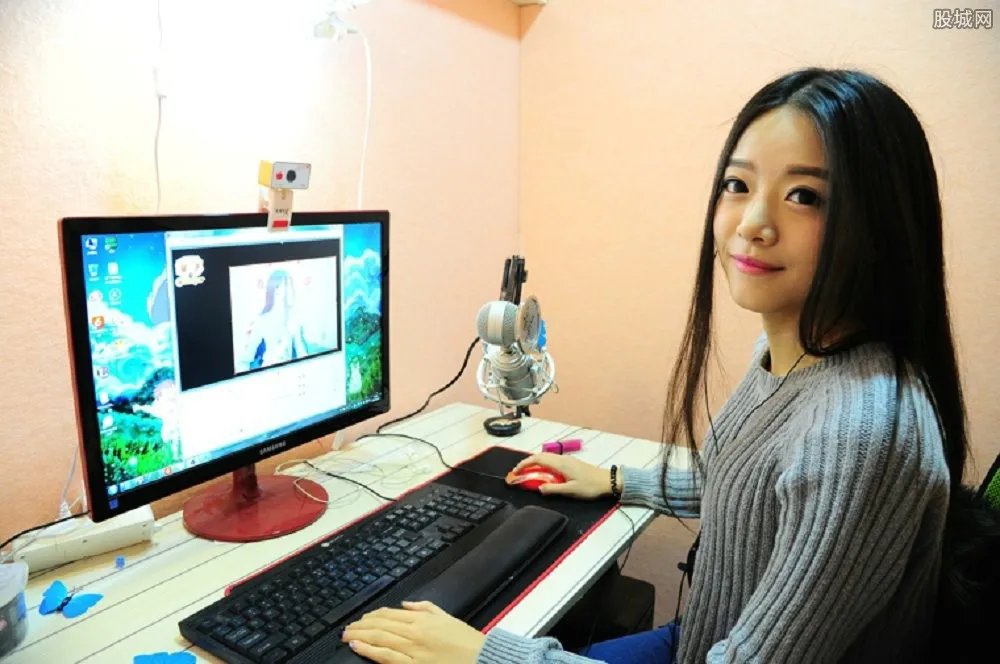 斗鱼火箭多少钱一个？主播能得到多少钱？