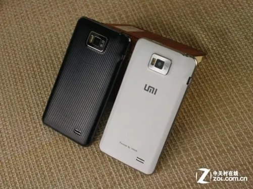 经典黑白配色 4.5吋双核优米UMI X1评测