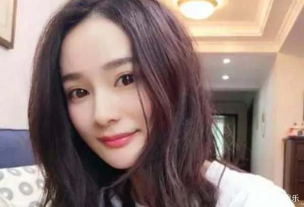 她用6年整容成杨幂，后和富二代结婚，如今怎样了？