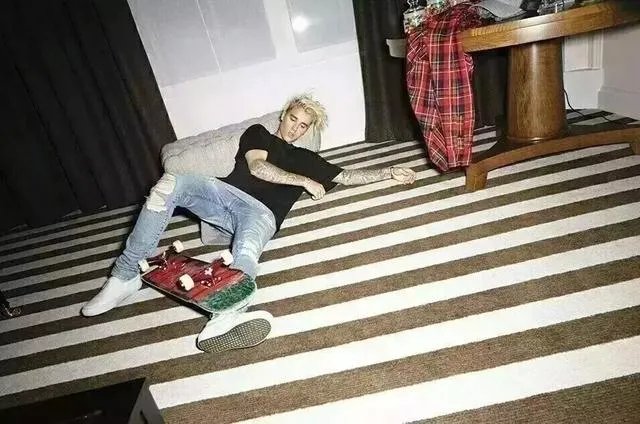 大家有没有自己觉得贾斯汀比伯最好看的照片？