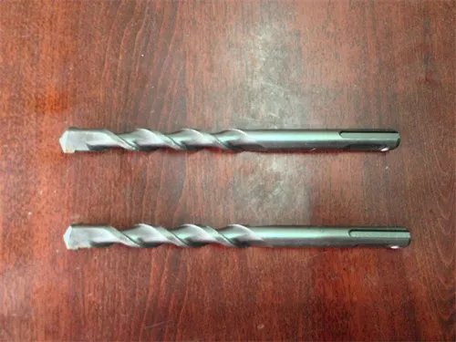 冲击钻怎么换钻头