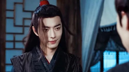 姚晨获奖发言被指嘲讽肖战,本尊回应后秒删,揭露娱乐圈真面目,你怎么看?