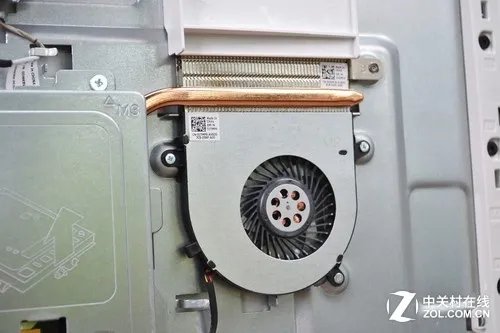 双硬盘双内存 戴尔灵越24-3477拆机图赏