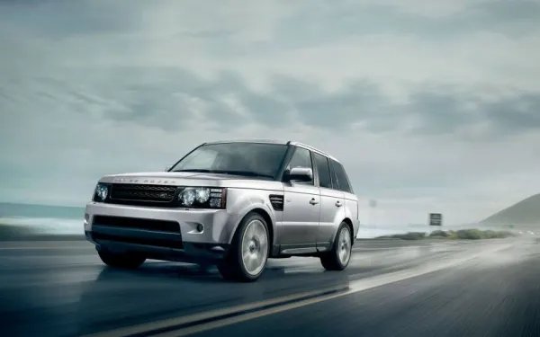 路虎揽胜报价是多少？目前值得入手么？