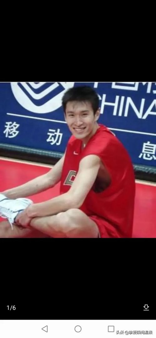 北京92:90险胜浙江，林书豪罚球绝杀存在争议，这球犯规了吗？