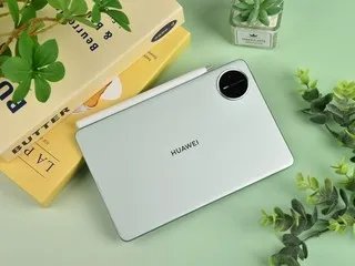 红黑激情碰撞 vivo X20王者荣耀版发布