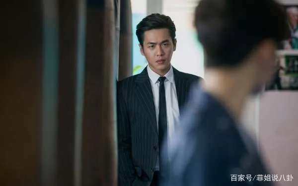 在《蔷薇下的罪恶》里，吴昕说张若昀是个爱情疯子，他们在节目中表现如何？