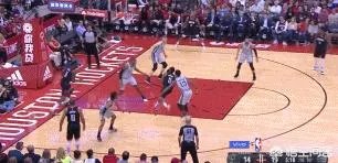 哈登首节砍下27分完爆马刺全队24分，王仕鹏高呼出现BUG，对此你怎么看？