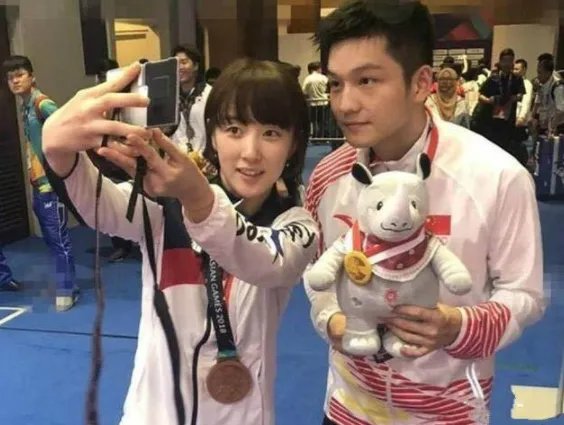 最美乒乓球运动员徐孝元喜欢马龙吗？