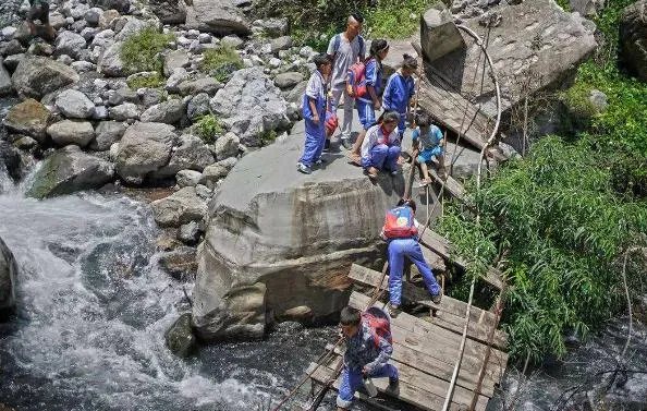 获6.3亿投资的大凉山“悬崖村”，如今改造的怎样了？