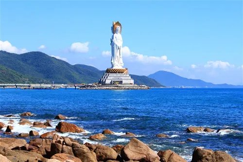 三亚最好的婚纱摄影是哪家 三亚拍摄婚纱背景点