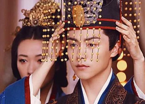 曹操为什么会挟天子以令诸侯？真相是什么