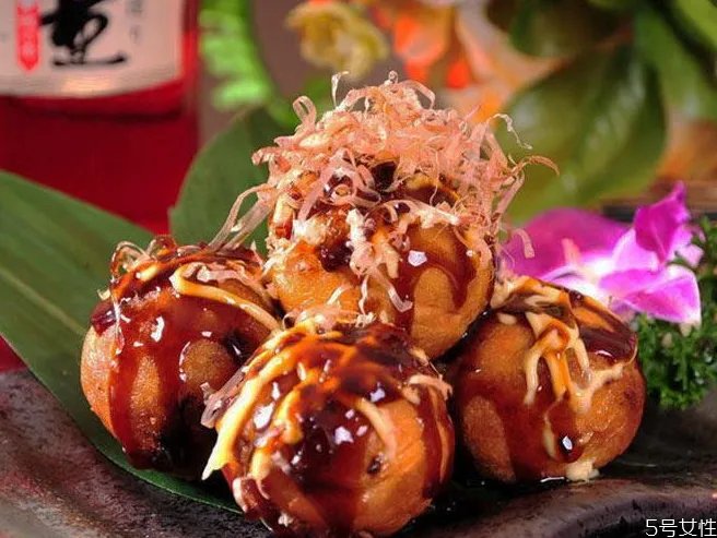 章鱼小丸子为什么叫章鱼小丸子 章鱼小丸子是什么做的