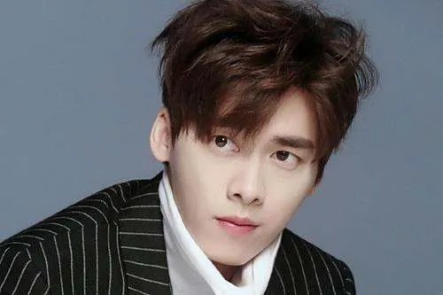 李易峰和赵丽颖合作了那么久，为何他们没有动情？