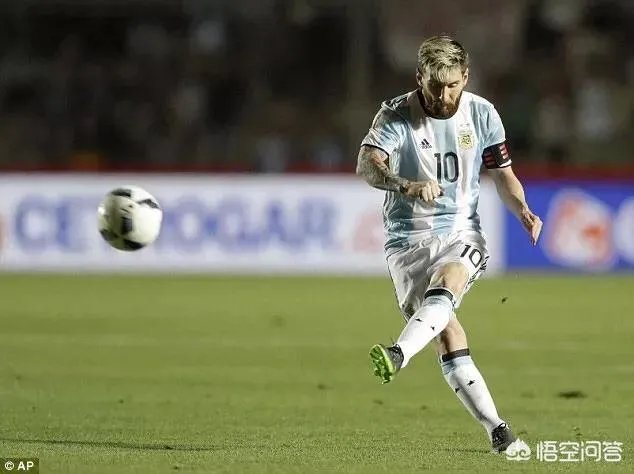 梅西的600球和贝利的1000球,谁更难?梅西是历史上进攻最强的足球运动员吗?