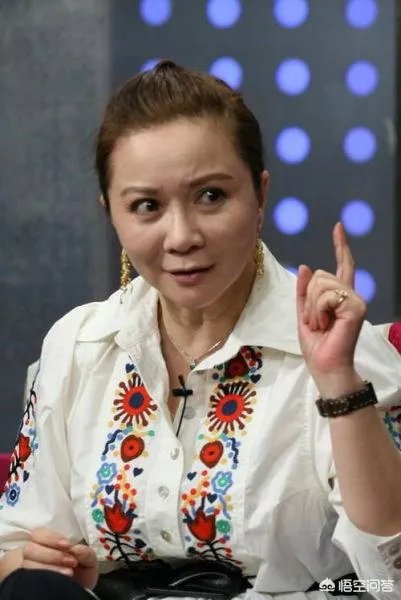 近日有网友喊话潘长江退出春晚舞台，你怎么看？