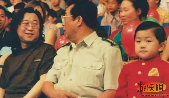 金铁霖李天一变亲父子？李天一非李双江亲生？