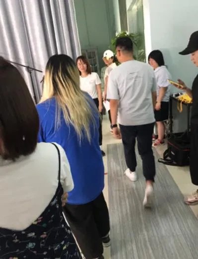 陈妍希探班陈晓 具体画面及细节曝光