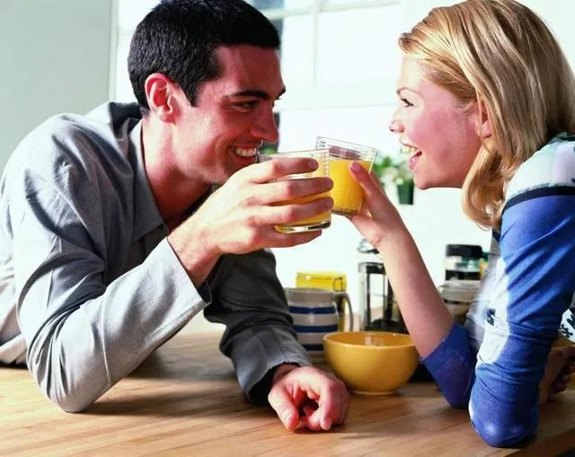 中年夫妻是因为孩子才凑合一生吗？