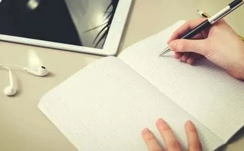 我们玩的真快活400-600字作文 我们玩得真快活作文400字