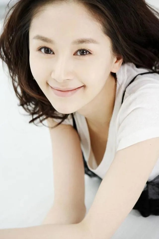 八年前唐嫣居然给王子文演配角,为什么唐嫣却红了这么久了王子文才开始红?