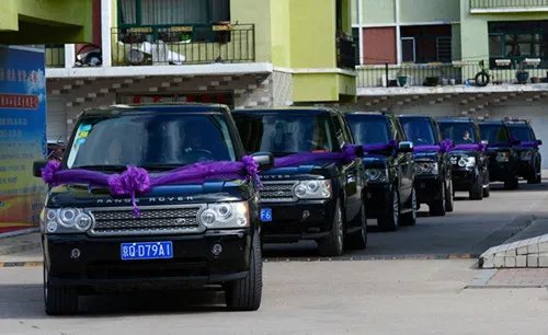 婚庆车队一般用什么车 结婚用什么颜色的车好