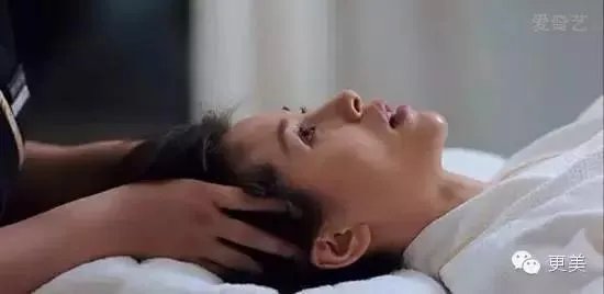 八年前唐嫣居然给王子文演配角,为什么唐嫣却红了这么久了王子文才开始红?