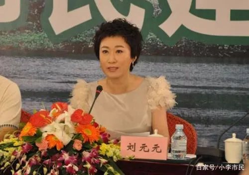 涂磊脚蹬机舱道歉后，引来央视主持人嘲讽，实际是不是为涂磊喊冤？