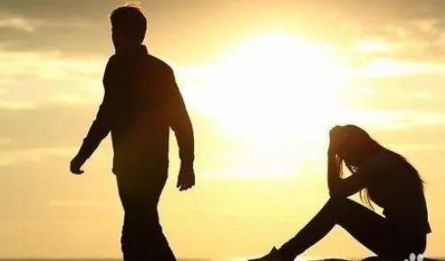 陷入一段感情走不出来怎么办 为什么从一段感情里走不出来