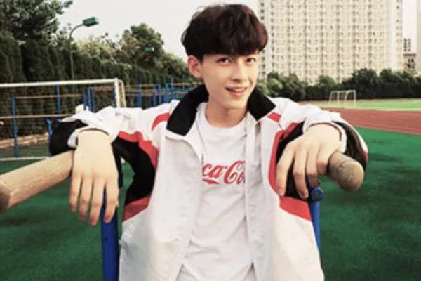 杭州嘉世传媒旗下艺人