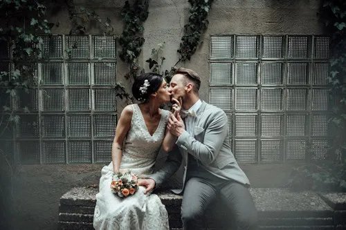 婚姻介绍所靠谱吗  有免费的婚姻介绍所吗