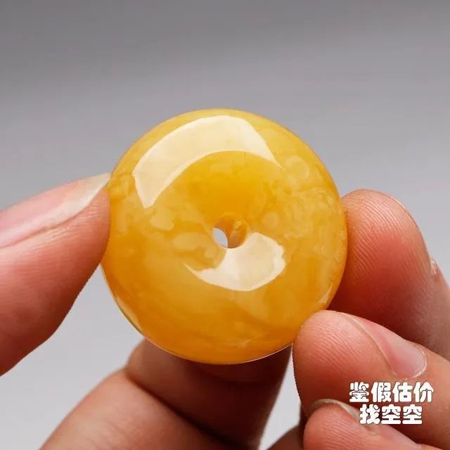 琥珀和蜜蜡真正的区别是什么？