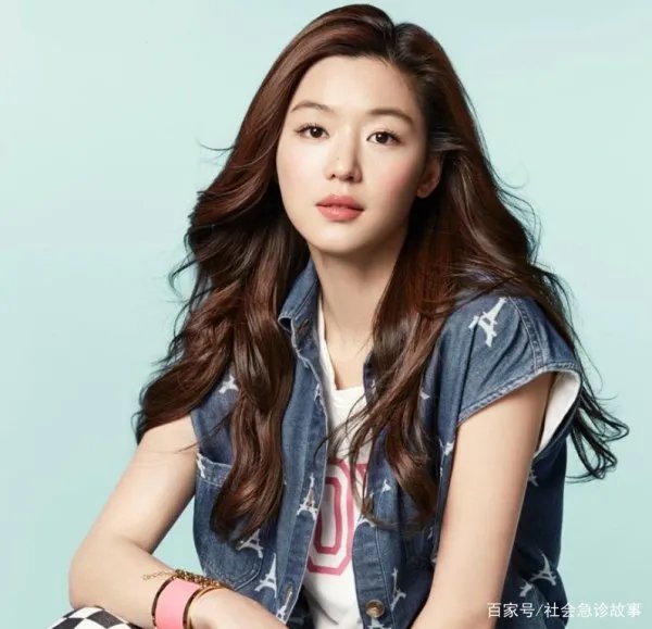 网曝女神全智贤离婚，豪门丈夫疑似出轨，男方离家出走，你怎么看？