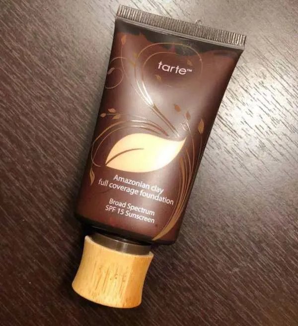 粉底液哪个牌子好？求推荐