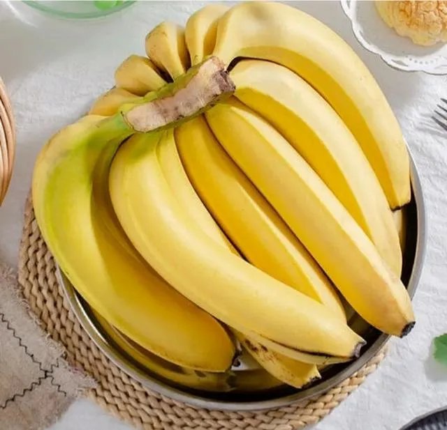 上午跑马拉松比赛早上吃什么早餐好？