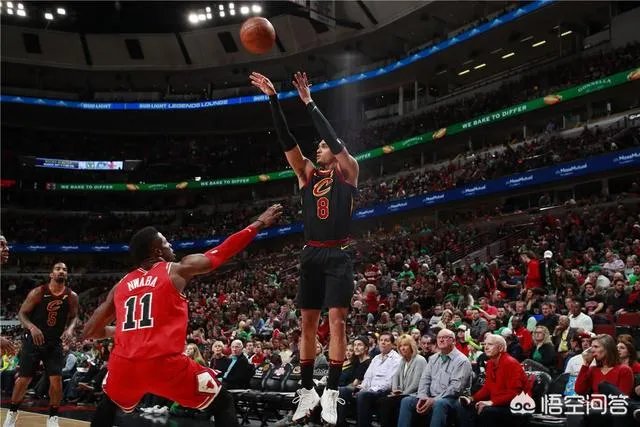 詹姆斯率残阵8人轮换骑士胜公牛，骑士能以东部第三身份进入季后赛吗？