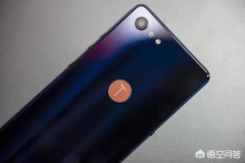 目前“性价比”最高的三款千元智能手机有哪些？