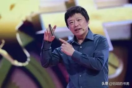 特朗普做了什么，让胡锡进隔空怒怼？