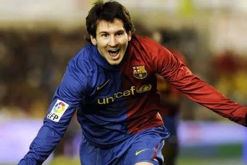 梅西在巴萨效力几年了?合同什么时候到期?