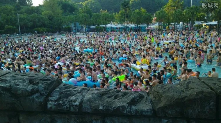 长隆水上乐园门票多少钱 超便宜的水上世界！