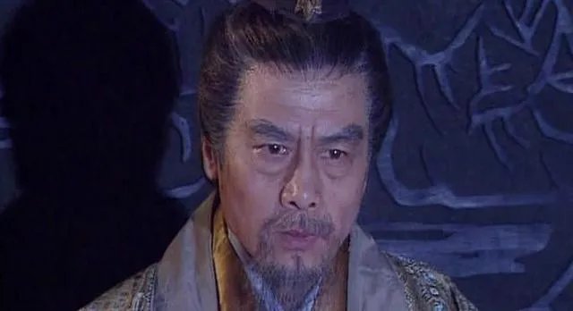 刘琦在最后死的时候，为什么不把六万大军给刘备？