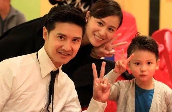 叶一茜和田亮有几个孩子？