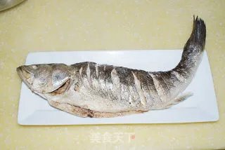 清蒸海鲈鱼