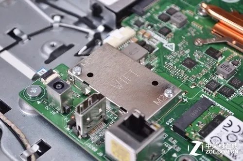 双硬盘双内存 戴尔灵越24-3477拆机图赏